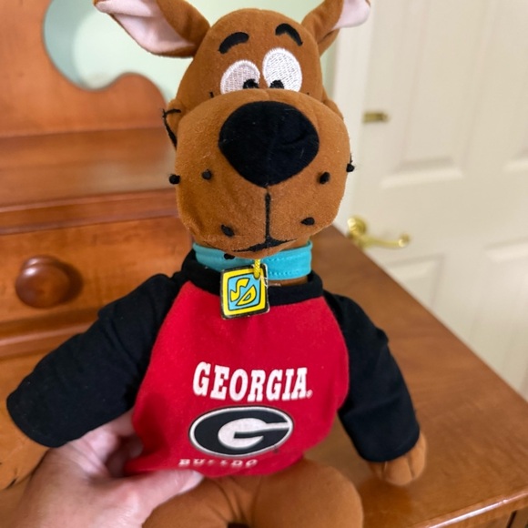 Scooby Doo Georgia Bulldogs Dog Plush Toy - 17 inches - Picture 10 of 10